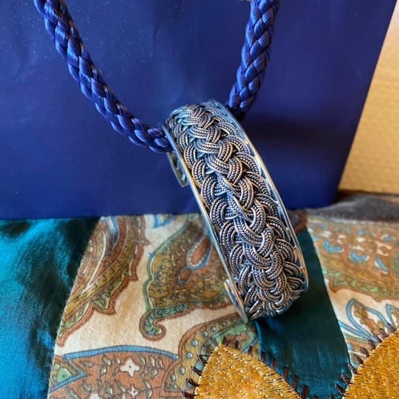 SILVER CUFF BRACELET - Picture 3 of 4